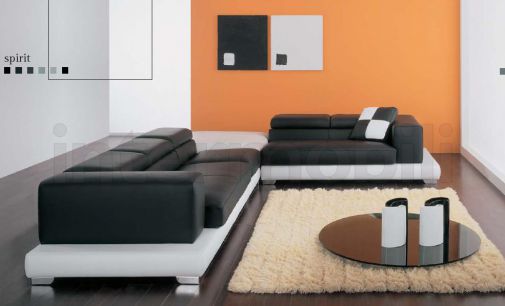 Модульный диван от Poles Salotti.