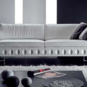 My land – мягкая мебель с декоративной резьбой