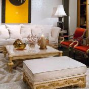 Мягкая мебель и стулья для гостиной.