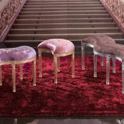 Мягкий пуф и скамьи для гостиной.