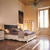 Набор для спальни в черно-белой отделке из коллекции Verona