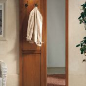 Набор из зеркала и вешалок для прихожей