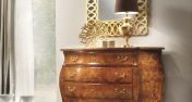 Набор из комода и зеркала для спальни