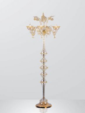 Напольный светильник из стекла