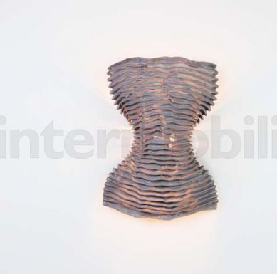 Настенный светильник в форме бабочки