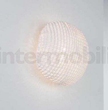 Настенный светильник в форме ракушки