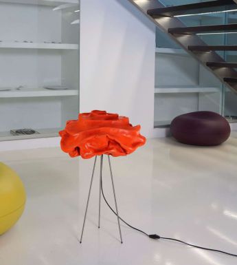 Настольная лампа для дома