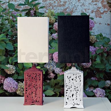 Настольные лампы в классическом дизайне от фабрики Tonin Casa