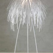 Настольный светильник из коллекции Tina