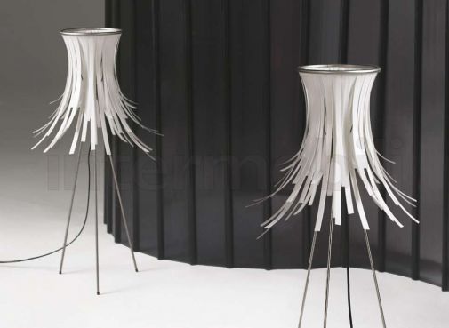 Настольный светильник из коллекции Bety