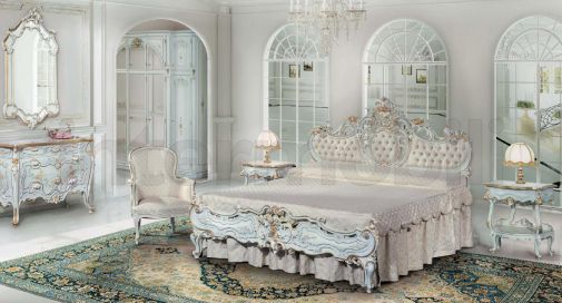 Нежный гарнитур для спальной комнаты.