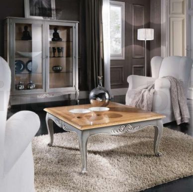 Низкий столик