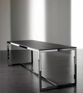 Обеденный стол Irons