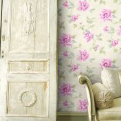 Обои коллекции Luxe Chalet с цветочным принтом.