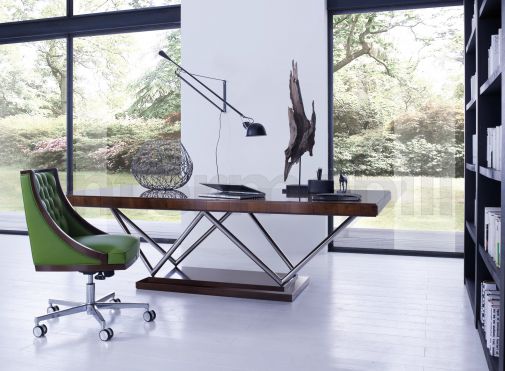 Офисное кресло Boss