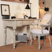 Письменный стол и кресло коллекции Matilde
