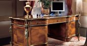 Письменный стол из натурального ореха