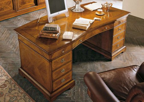 Письменный стол и книжный шкаф из коллекции Verona