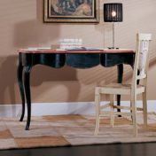 Письменный стол для кабинета