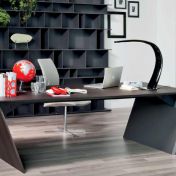 Письменный стол в цвете дерева