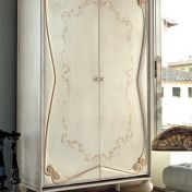 Платяной шкаф с раздвижными дверями коллекции BOTERO