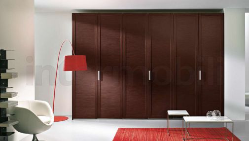 Платяной шкаф из коллекции SESTANTE в дубе кофейного оттенка