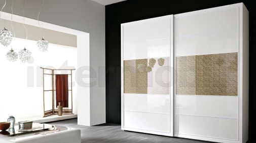 Платяной шкаф из коллекции SESTANTE в белом лаке со вставками из стекла