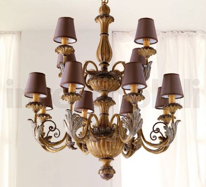 Подвесная люстра с двенадцатью светильниками