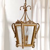 Подвесной светильник в виде фонаря