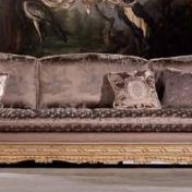 Полукруглый диван из коллекции REGENCY