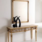Позолоченная консоль с резными ножками и прямоугольное зеркало