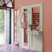 Прихожая в классическом стиле от Tonin Casa