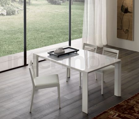 Прямоугольный стол на 6 персон