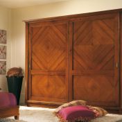 Раздвижной шкаф от брэнда Vaccari International