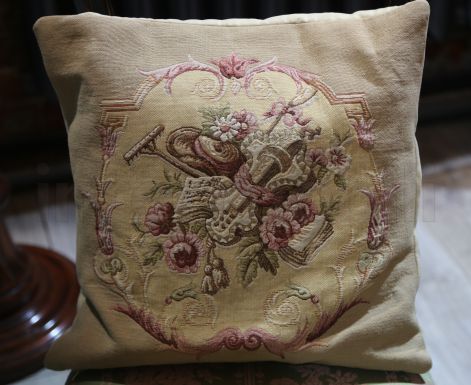 Гобеленовая подушка J.Pansu