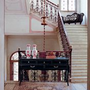 Роскошная консоль от Tonin Casa