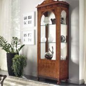 Роскошная витрина из оливы