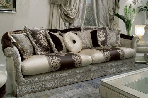 Роскошный диван Carlos из коллекции Aurea