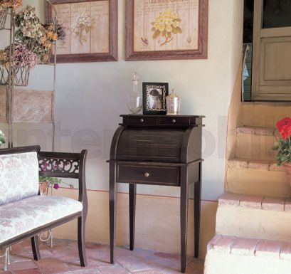 Секретер в черном лаке с эффектом состаривания от Tonin Casa