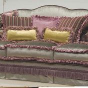 Серебристый диван Morrison из коллекции Symphony of colours