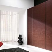 Шестистворчатый шкаф от Mercantini в темном дубе