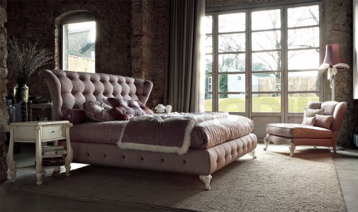 Шикарная композиция для спальной комнаты