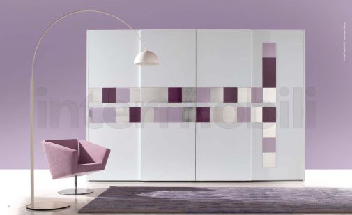 Шкаф с четырьмя раздвижными дверями фабрики PESCAROLLO