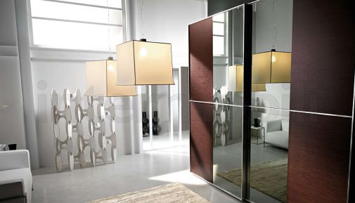 Шкаф с двумя раздвижными створками от Mercantini