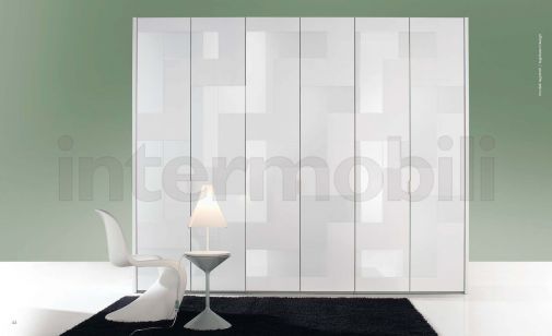 Шкаф с открывающимися дверями фабрики PESCAROLLO