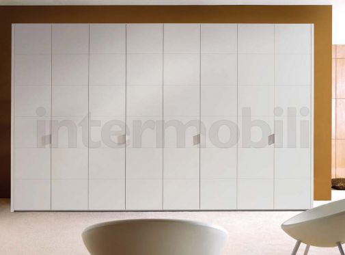 Шкаф с распашными дверцами фабрики Pescarollo