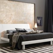 Кровать с отделкой Сваровски ARMONIA