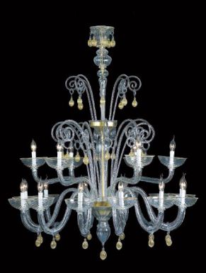 Стеклянная прозрачная люстра