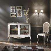 Стеклянный комод