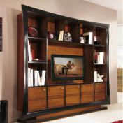 Стенка для гостиной в натуральном дереве из коллекции Verona